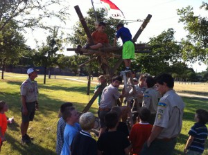 Troop 570 builds a tower for Pack 895 Scout Adventure 