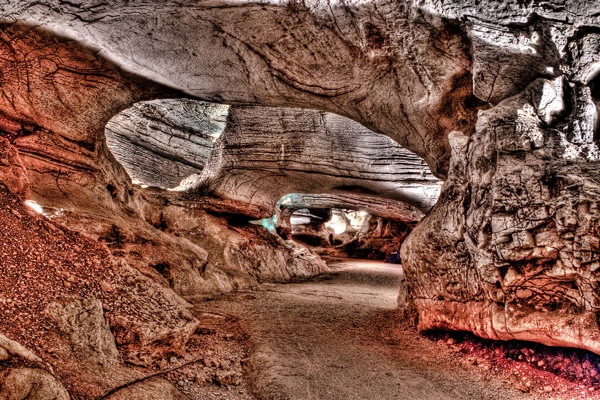 Spelunking @ Longhorn Caverns